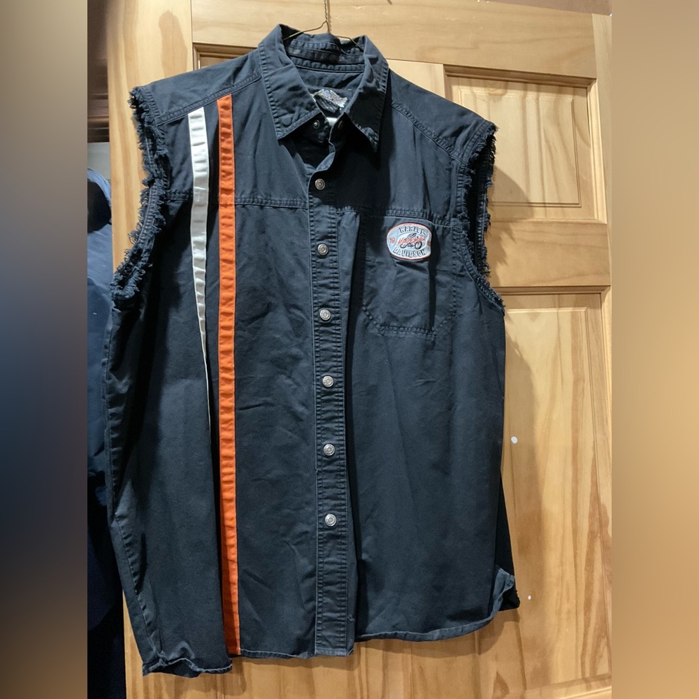 Harley-Davidson shirt